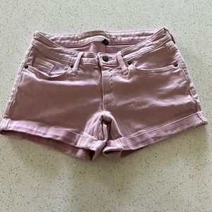 Universal Thread women’s cuffed shorts.